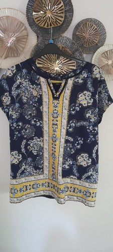 Lovely ladies top - lovely,