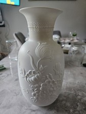 Vintage AK Kaiser Matte White 3D Floral Vase No 389 West Germany 27cm