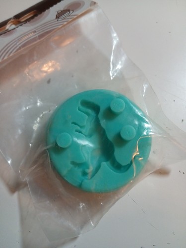 Rex dinosaur mould - t,