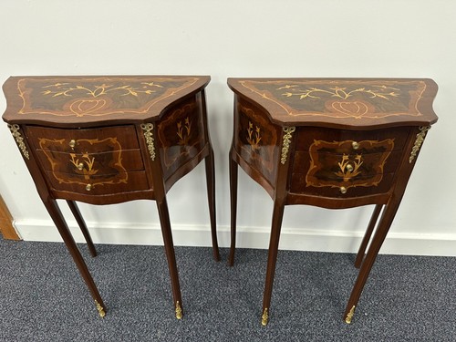 Pair bedside tables louis - of,