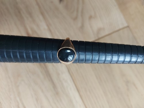 9ct gold onyx - 9ct,