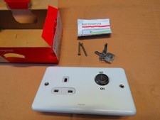 LEGRAND KEY SWITCH ELECTRICAL SOCKET 13A 820074