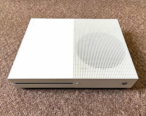 Microsoft xbox one 1tb - s,
