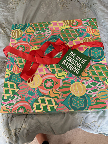 Lush christmas bath bomb - bath,