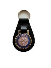 BLACK LEATHER KEYRING/ FOB DEPICTING THE CLASSIC JAGUAR  LOGO /CAR IMAGE