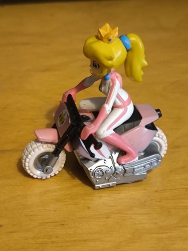 Princess peach super mario - princess,