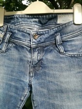 DIESEL MATIC LOW RISE STRETCH JEANS SIZE W 26 L 30 WASH 008M9 DISTRESSED JEANS