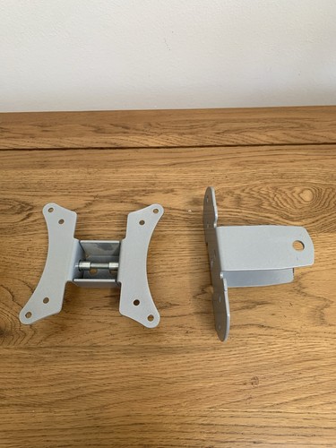 Universal small wall - universal,