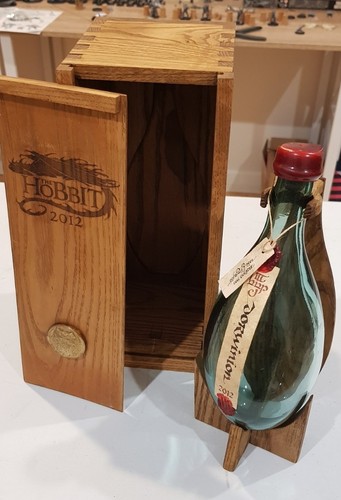 Hobbit dorwinion wine crew - hobbit,