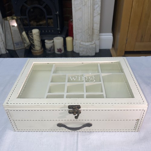White wooden jewelry box - white,