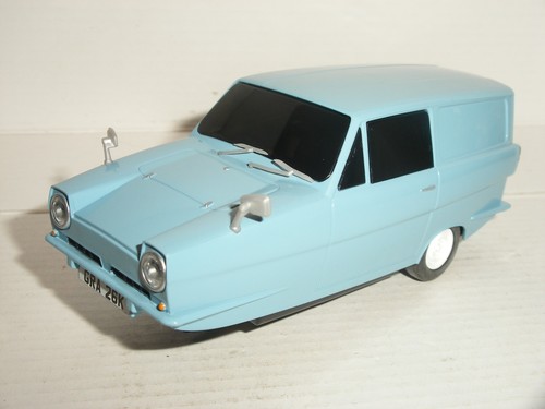 Scalextric reliant supervan - -,