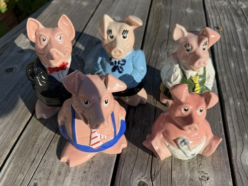 Set natwest pigs very - of,