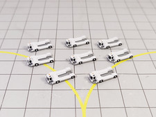 8x Narrowbody AIRCRAFT PUSHBACK TUGS Airport GSE White Vehicle Model 1:400 Scale