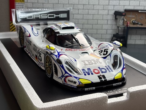 Boxed spark porsche gt1 - 1:18,