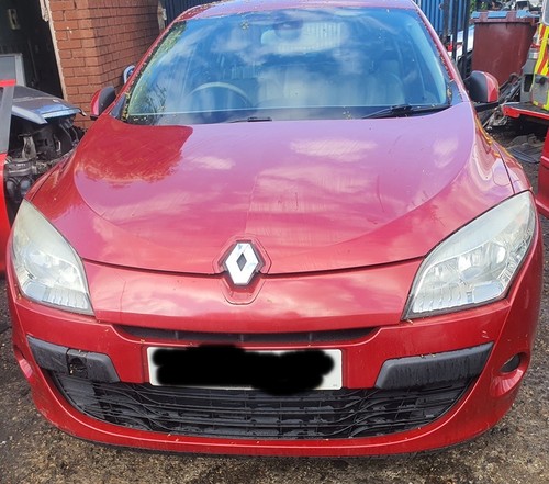 Renault megane dynamic - renault, bonnet