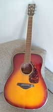 Yamaha Acoustic Guitar