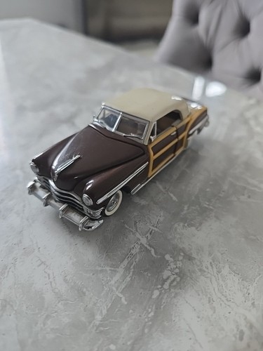 Franklin mint 1950 chrysler - mint,