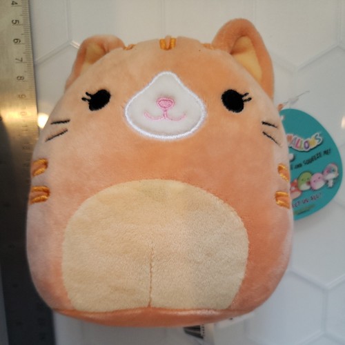 Gigi cat squishmallow - 5",
