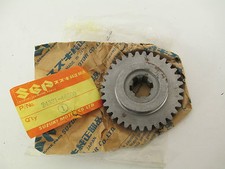 NOS SUZUKI RM80 1977 OR50 1979-80 RM50 1978 SECOND  DRIVEN GEAR 24321-46000