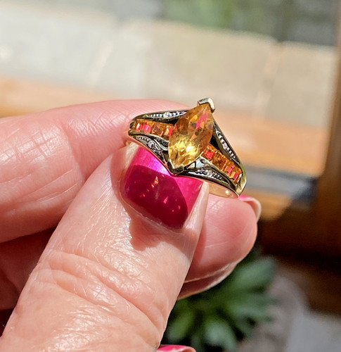 Beautiful 9ct 375 yellow - 9ct, 9k