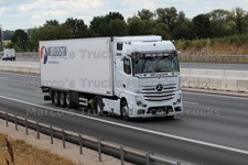 Truck Photo Mercedes-Benz
