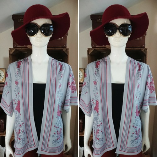 Vintage 1980s grey red - grey,