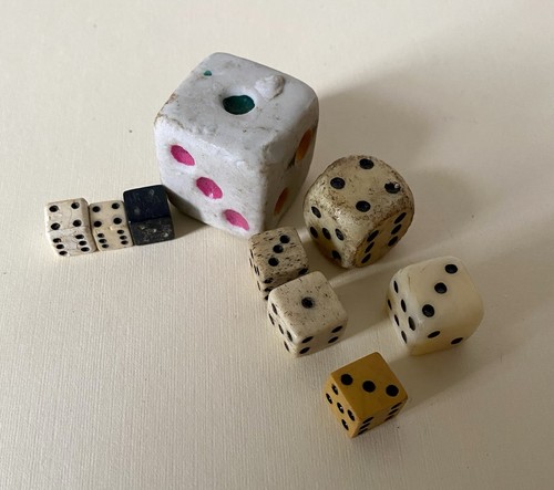 Joblot assorted vintage - assorted, dice
