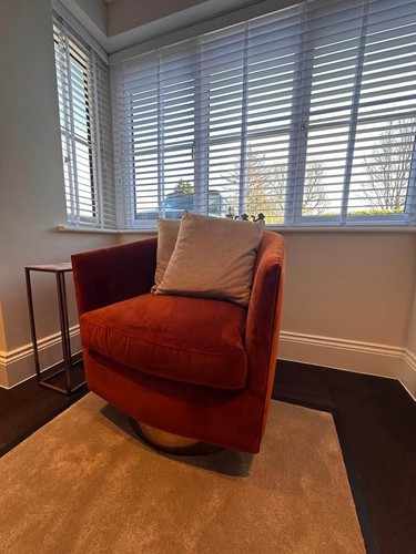 Burnt orange swivel chair - burnt,