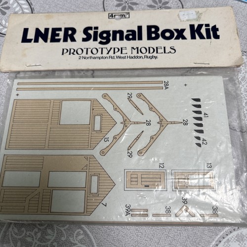 Lner signal box - kit, 4mm