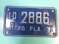 1970-1971 Florida Motorcycle License Plate a 10 R 2886  Harley, Honda, BMW,
