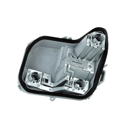 Left rear outer tail light - left,