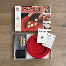 MB Games Vintage 1976 Yahtzee
