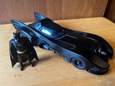 Jada 1:24 Scale Batmobile 1989 w/Batman Figure Die Cast