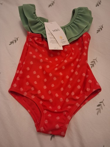 Red strawberry swimming - m&s,