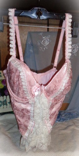 Nwt rare sugar thrillz pink - nwt,