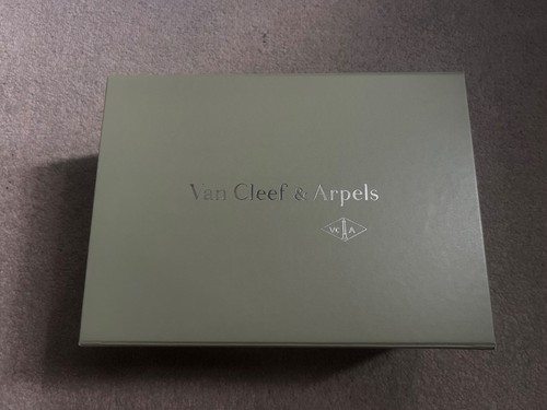 Van cleef arpels box - arpels,