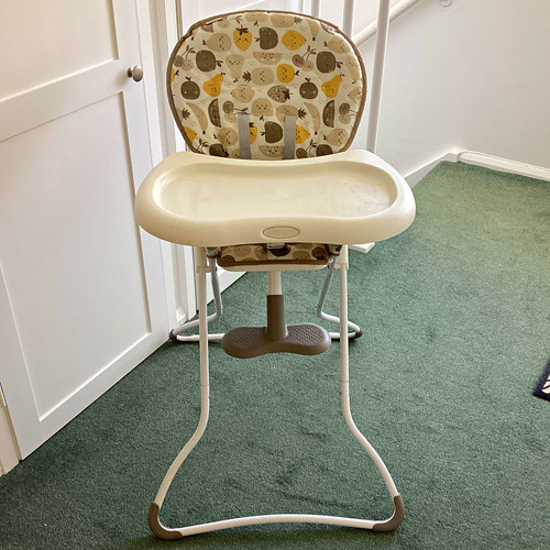 Baby high chair - high,