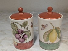 2 x Vintage Wedgewood-Sarahs