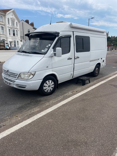 Mercedes sprinter 208 camper