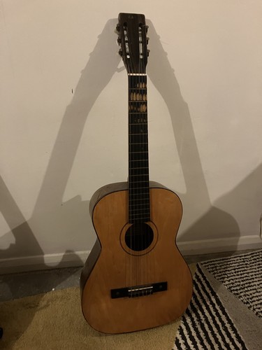 Vintage classical guitar - vintage,