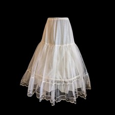 Hooped net underskirt