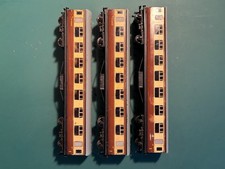 Hornby Dublo 3x Brown & Cream