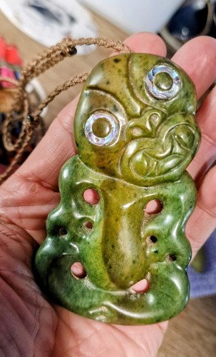 Vintage hei tiki greenstone - vintage,