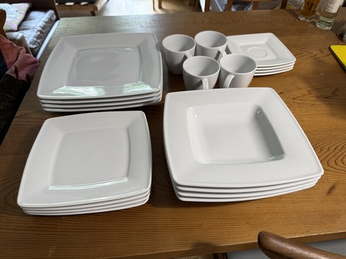 Crown baccara piece white - 16‑piece,