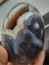 Over 800g orca agate crystal