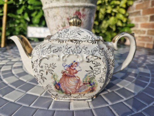Vintage sadler cube shaped - sadler,