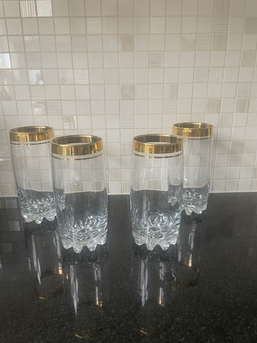 Set glasses with - of,