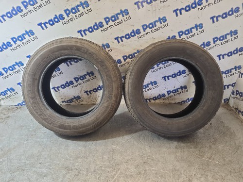 Toyota hilux 2015 - toyota, tyres