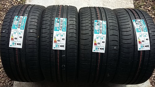 Accelera tyres 2 x - x,