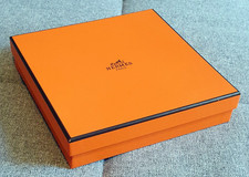 Authentic empty Hermes box - 20cm x 20cm x 4.5cm